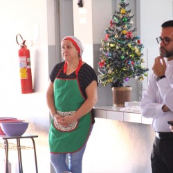 Ceia de Natal no Projeto Bom Menino 2025